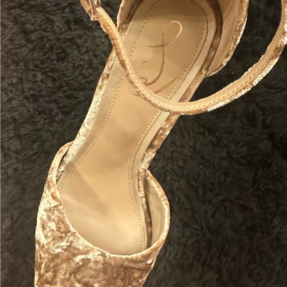 Sam Edelman velvet platform heels - Picture 4 of 5